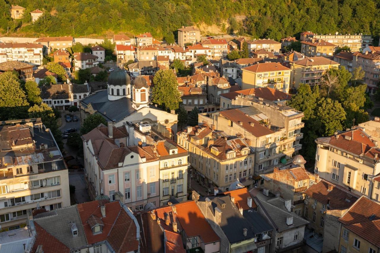 Adriano'S Studio Gabrovo Bagian luar foto
