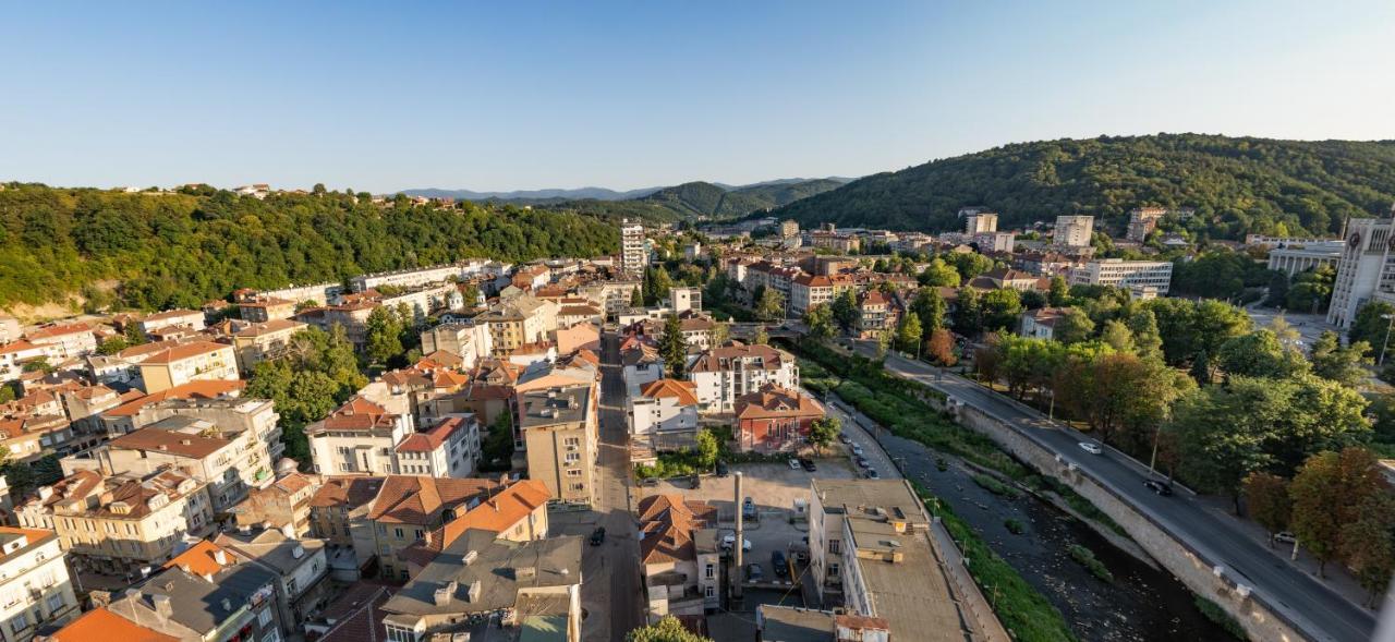 Adriano'S Studio Gabrovo Bagian luar foto